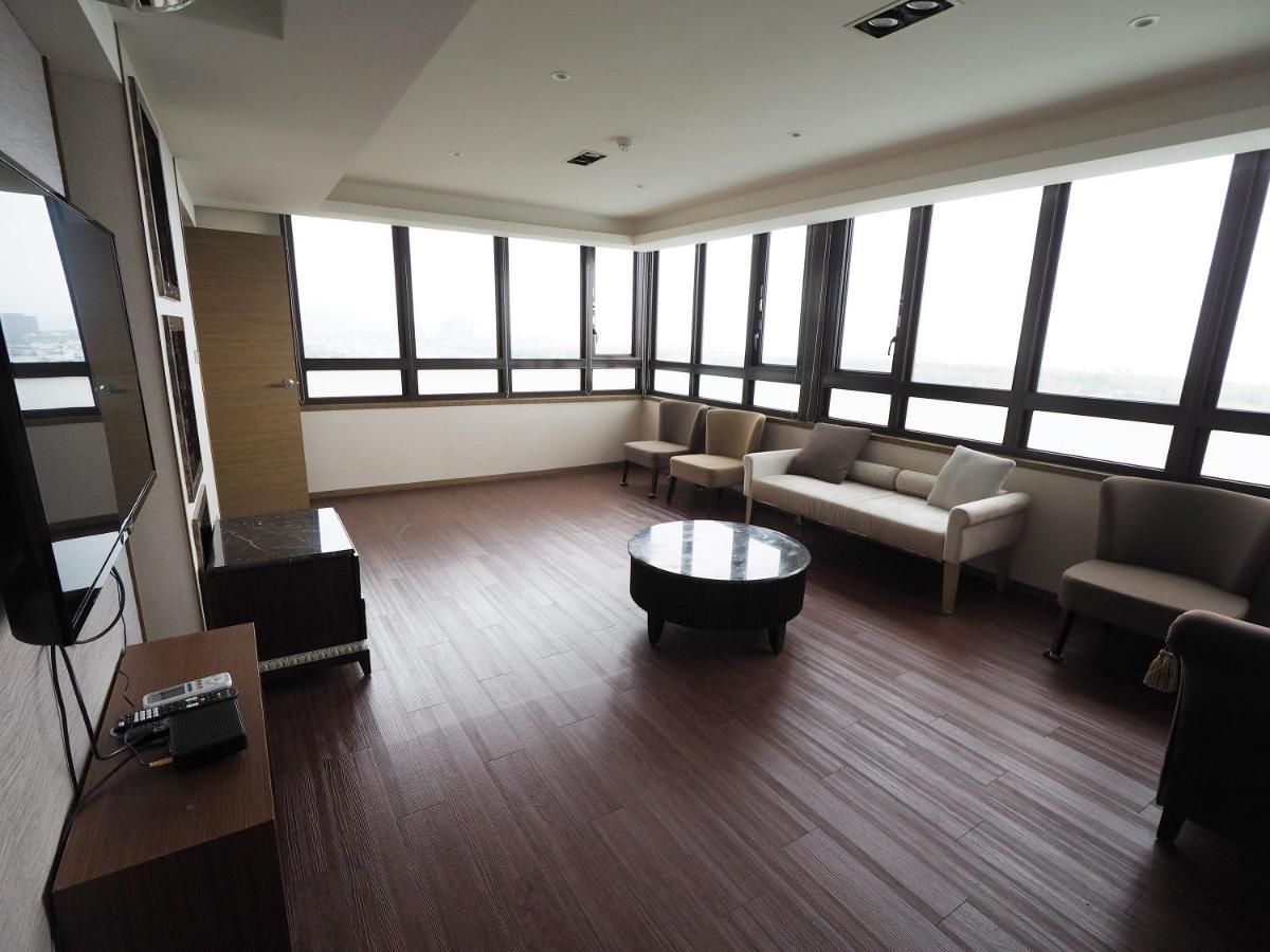 טוצ'נג Kailan Hotel מראה חיצוני תמונה